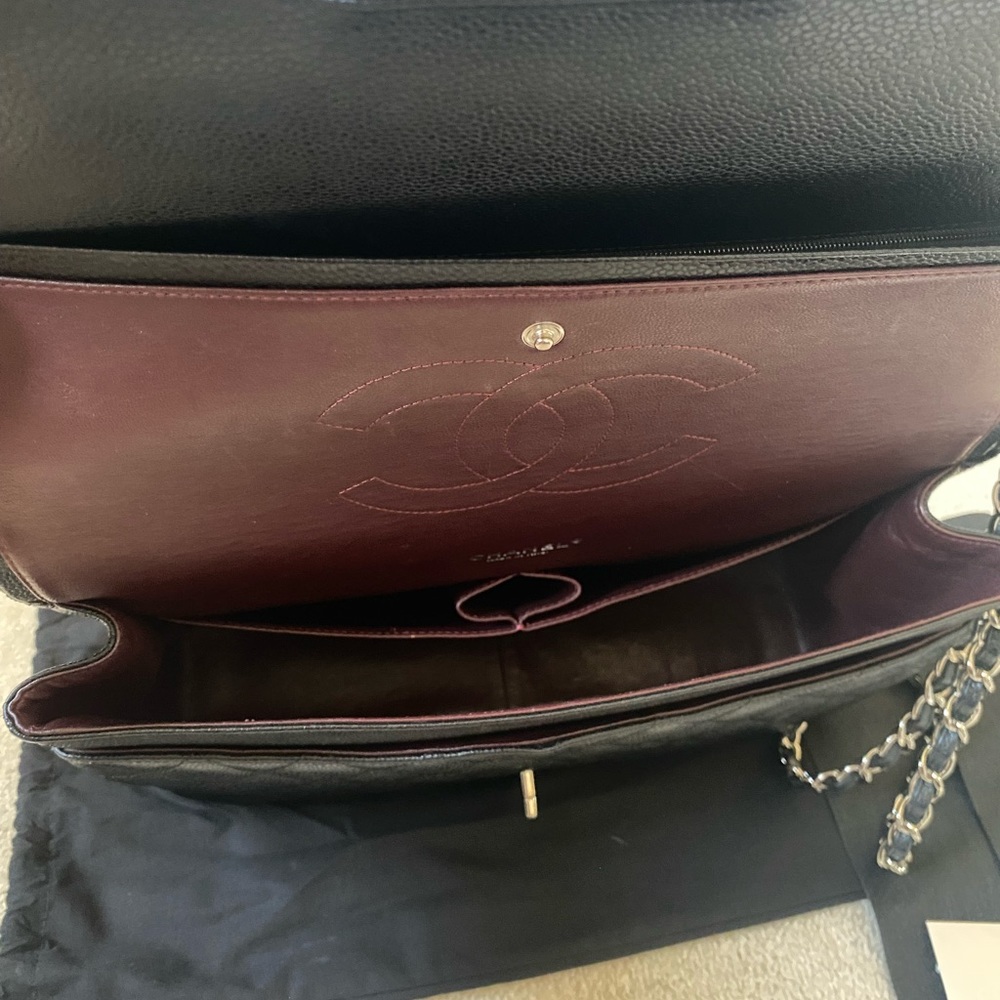 **AUTHENTIC CHANEL MAXI HANDBAG** - Picture 12 of 16